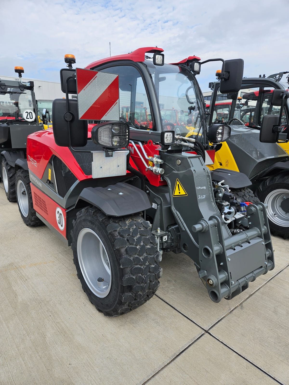 2026 Weidemann T4512 ar kondicionieri 30 kmh HiFlow – attēls 1